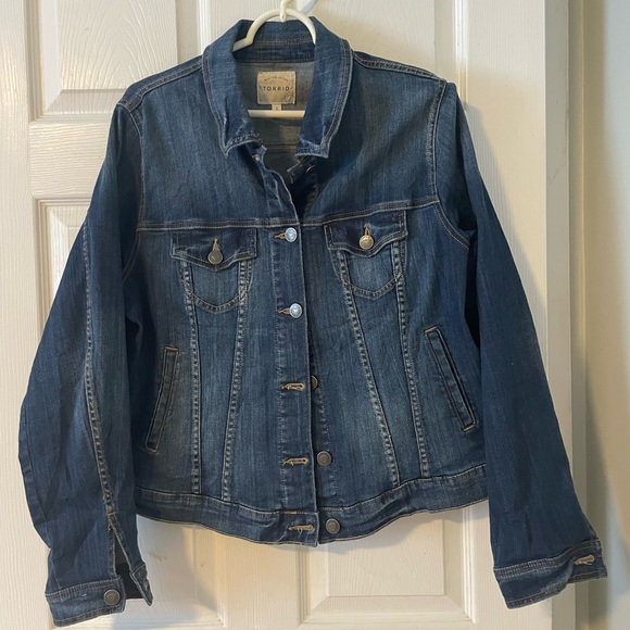 Torrid jean jacket - Picture 1 of 6